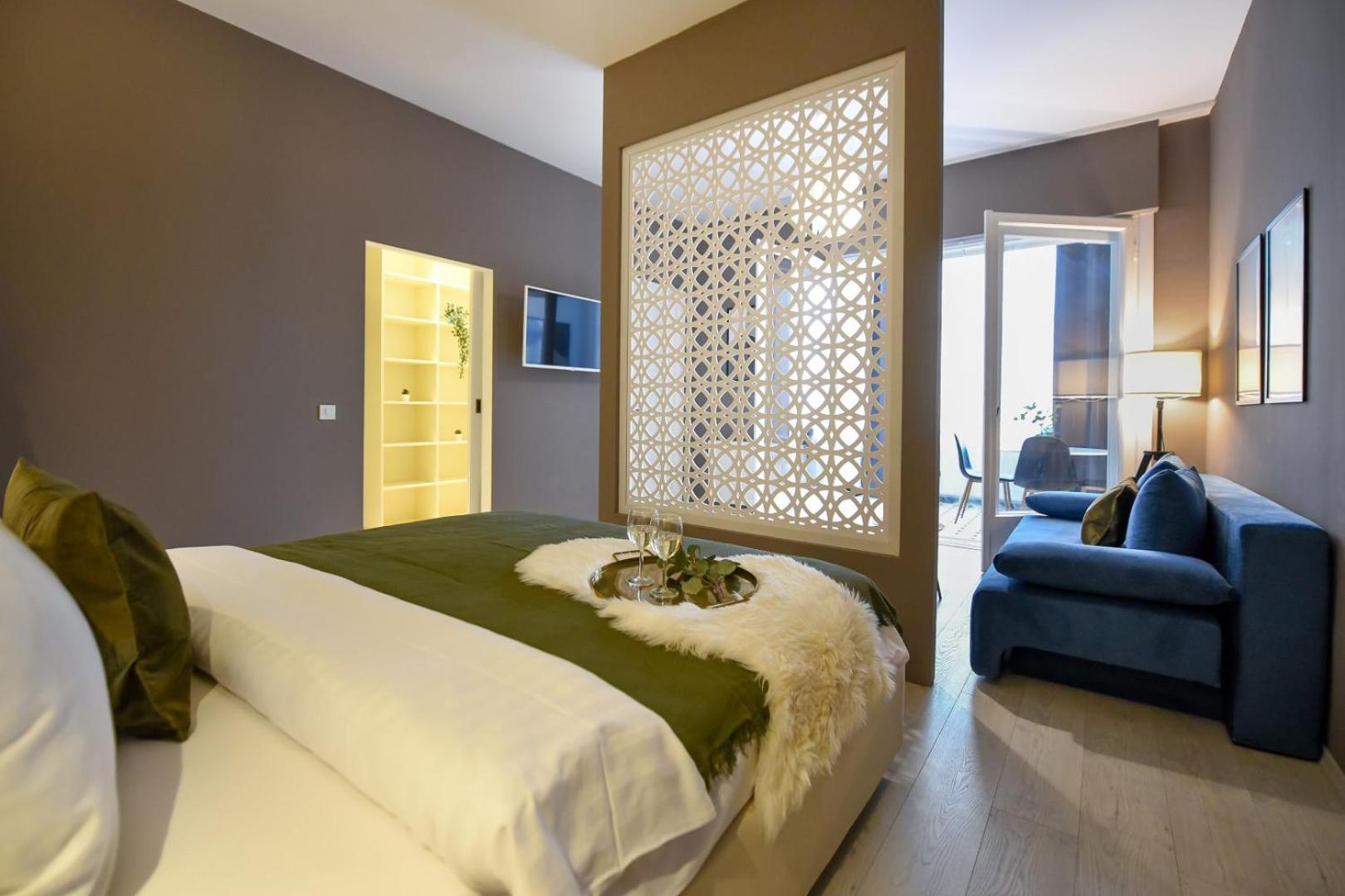 Centrally Located 1br Retreat Near Sala Palatului Apartment *